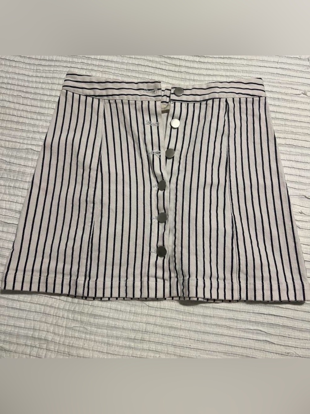 Altar’d State SmallStriped Button-Front Women’s Skirt - White with Black Stripes - Picture 1 of 2